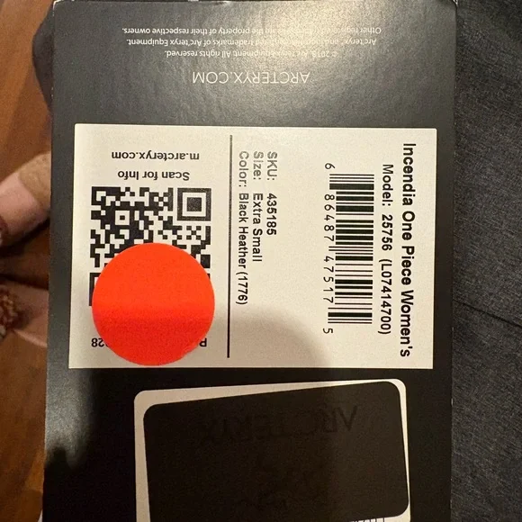 Arc’teryx Incendia Women’s One Piece Snowsuit - Picture 6 of 10